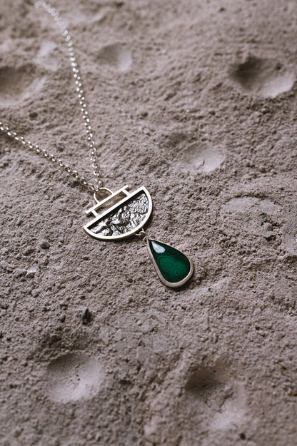 Colgante Esencia. Joya artesanal en plata