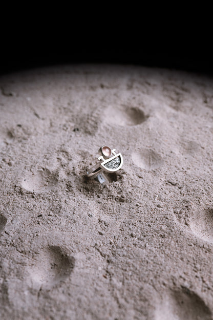 Anillo Oráculo. Joya artesanal en plata