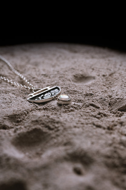 Colgante Esencia. Joya artesanal en plata