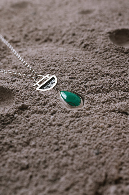 Colgante Estela. Joya artesanal en plata