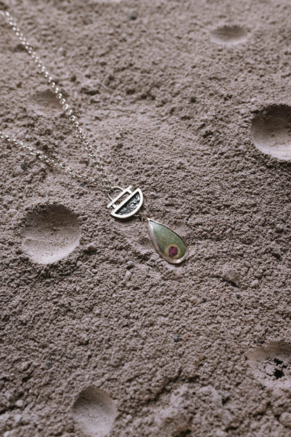 Colgante Estela. Joya artesanal en plata