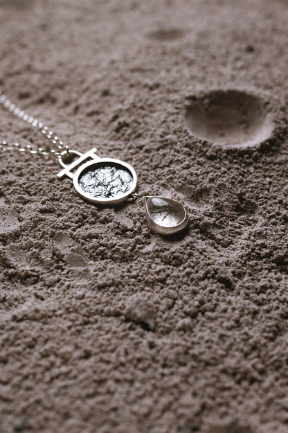 Colgante Astral. Joya artesanal en plata