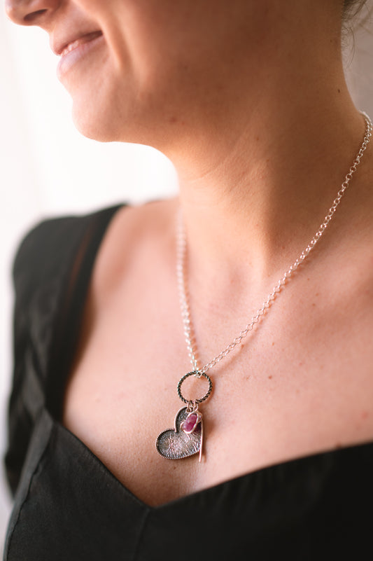 Collar Corazón de fuego