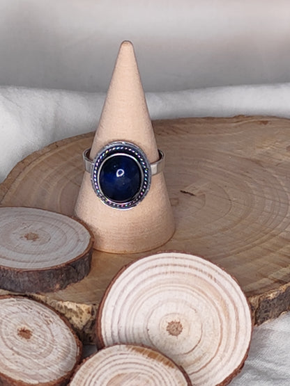 Anillo lapislázuli. Joya artesanal en plata