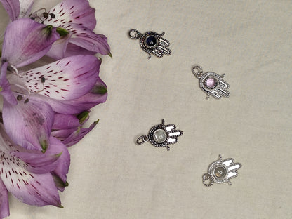 Mano de Fátima. Joya artesanal en plata