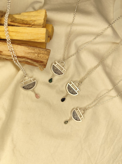 Colgante Estela Mini. Joya artesanal en plata