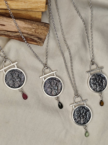 Colgante Astral Mini. Joya artesanal en plata