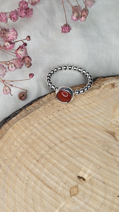 Anillo Punto. Joya artesanal en plata