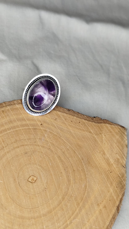 Anillo con amatista. Joya en plata